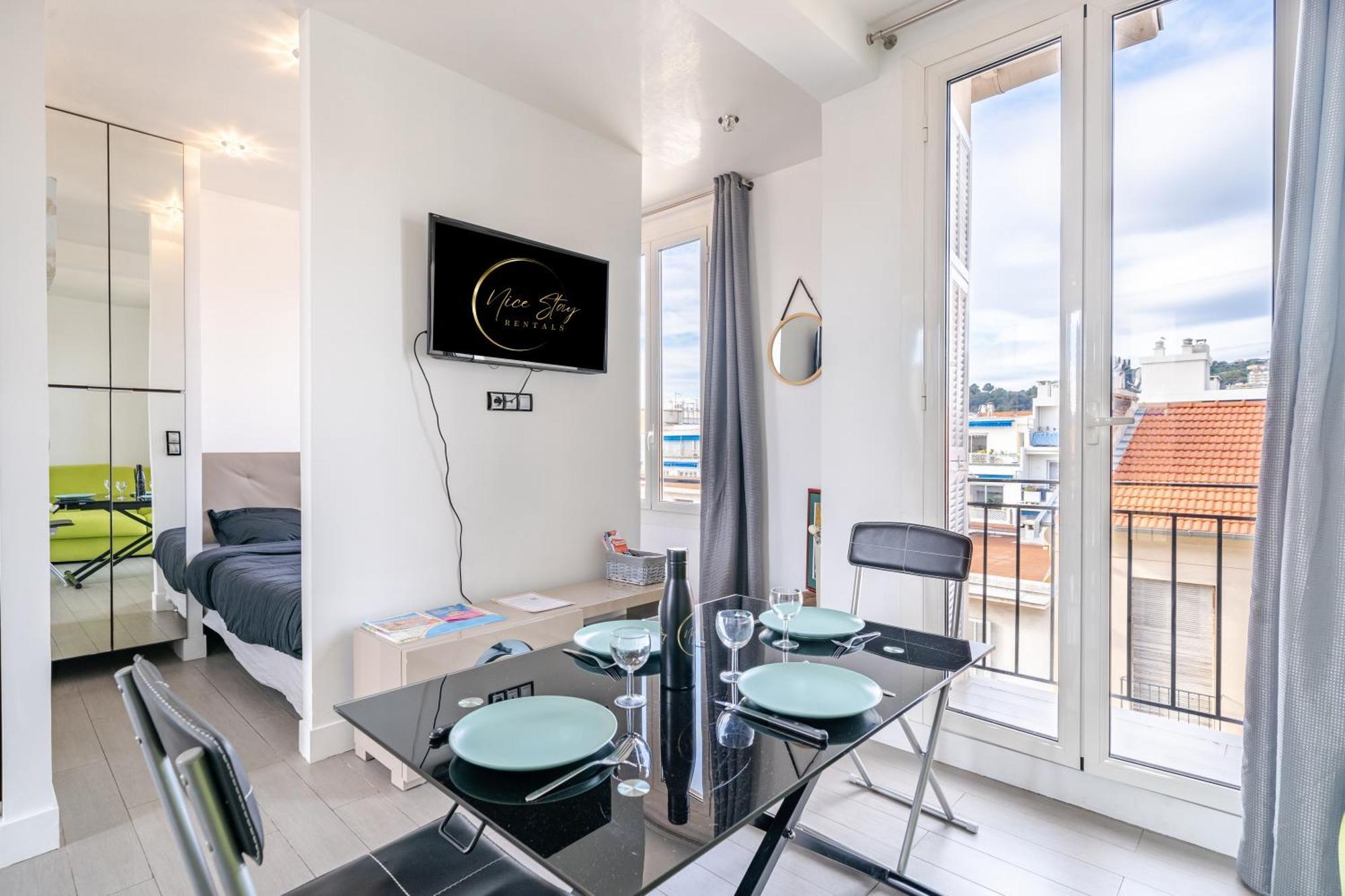 Top Floor Terrace - Dernier Etage Terrasse Cosy Nice Bagian luar foto