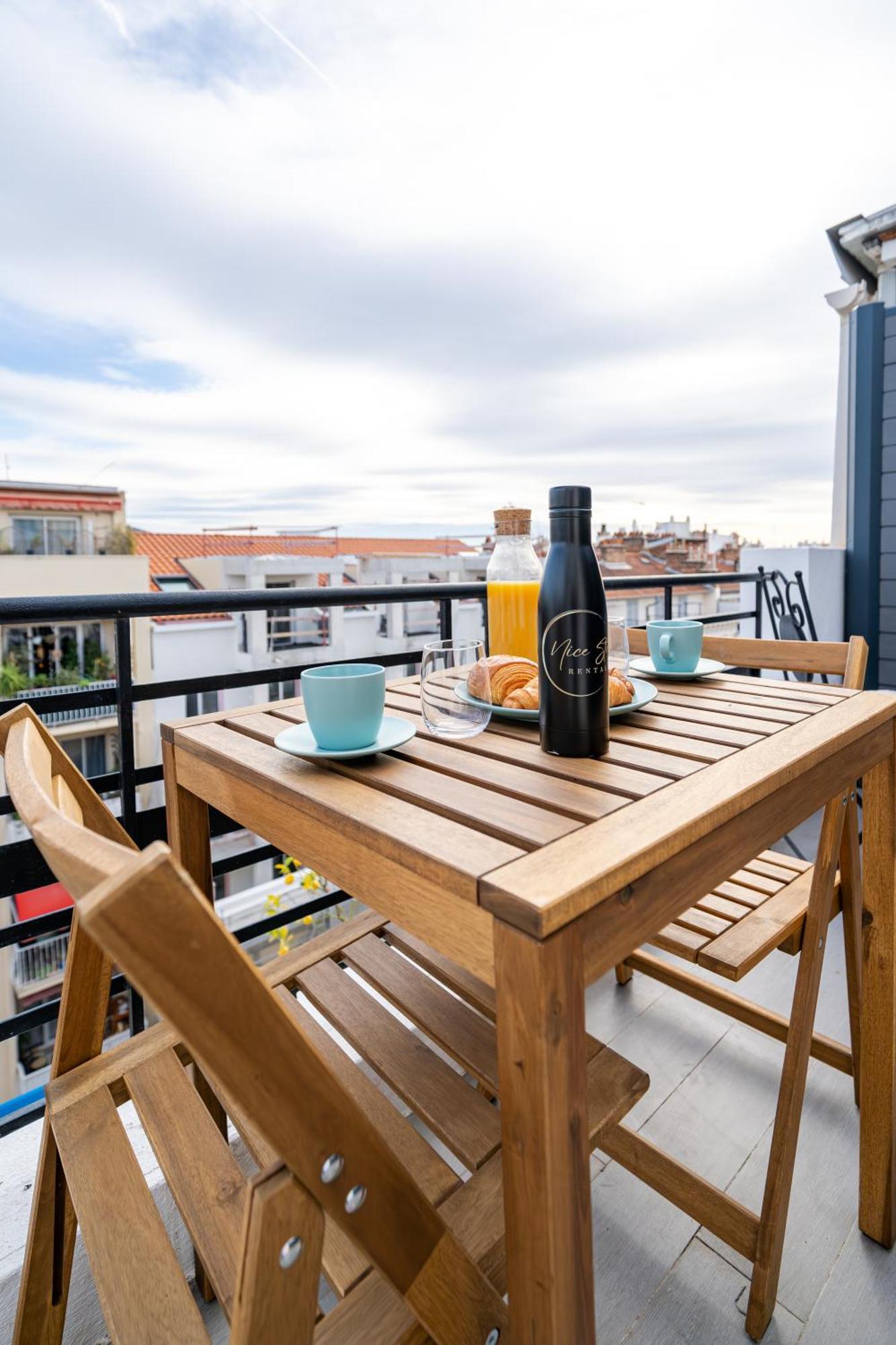 Top Floor Terrace - Dernier Etage Terrasse Cosy Nice Bagian luar foto